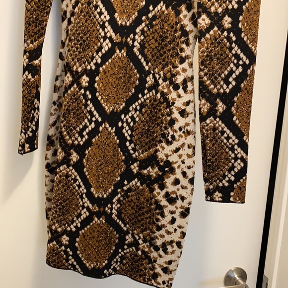 Brand new Zara fitted midi dress - Size S - Picture 6 of 7